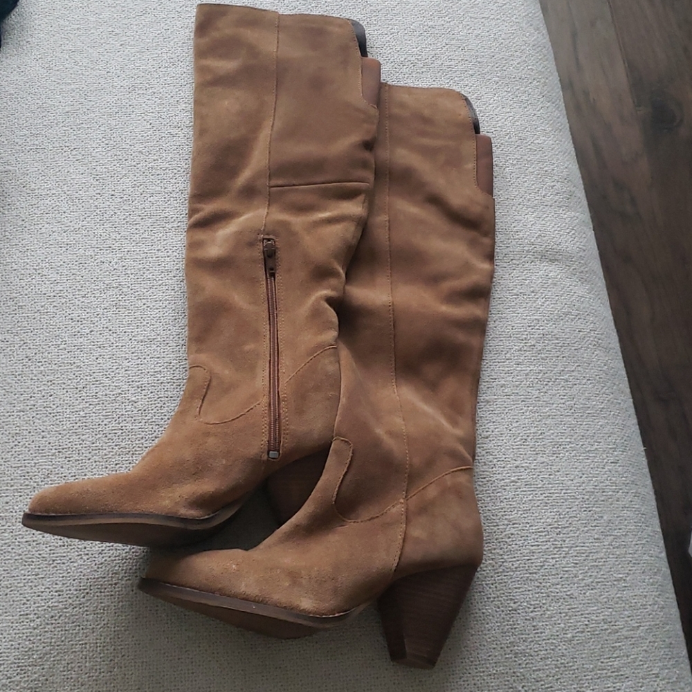 DibaTrue tall suede boot